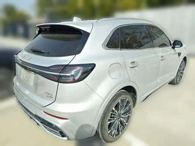 Hongqi HS5 — Фото автомобиля 9