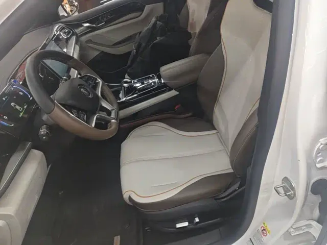 BYD Qin PLUS — Фото автомобиля 10