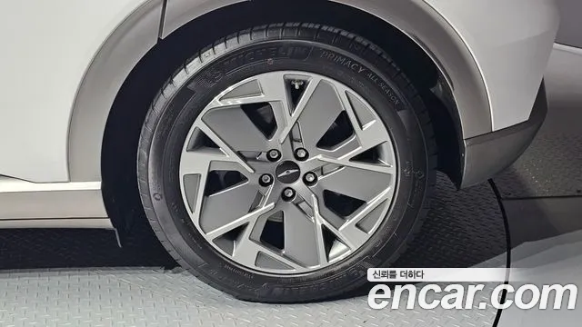 Genesis GV60 — Фото автомобиля 21