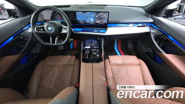 BMW 5-Series 5 серия (G60) — Фото автомобиля 7