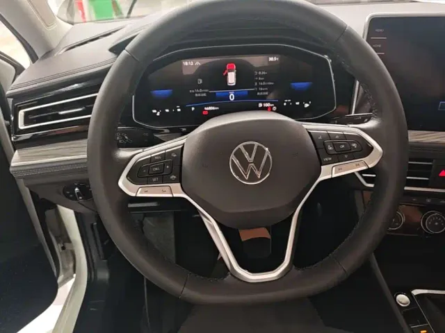 Volkswagen Sagitar — Фото автомобиля 10