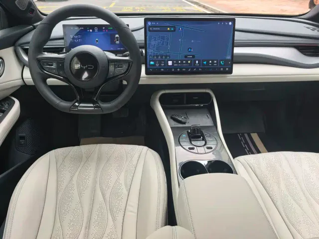 BYD Seal 06 GT — Фото автомобиля 6