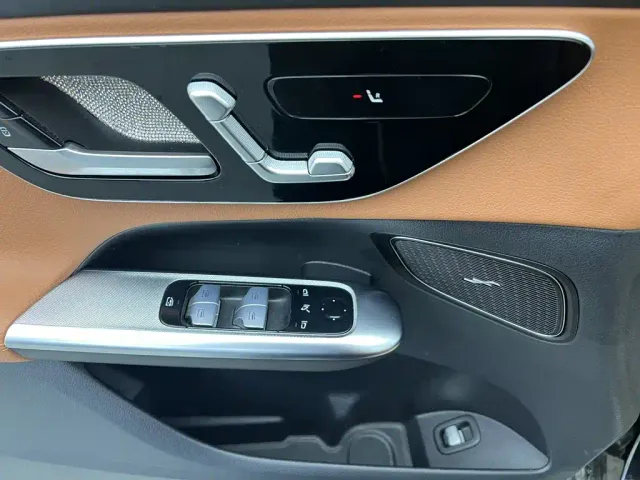 Mercedes-Benz GLC-Class — Фото автомобиля 11