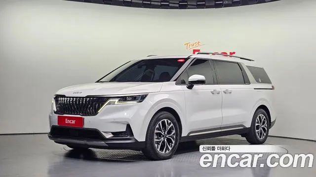Фотография автомобиля — Kia Carnival 4th Gen
