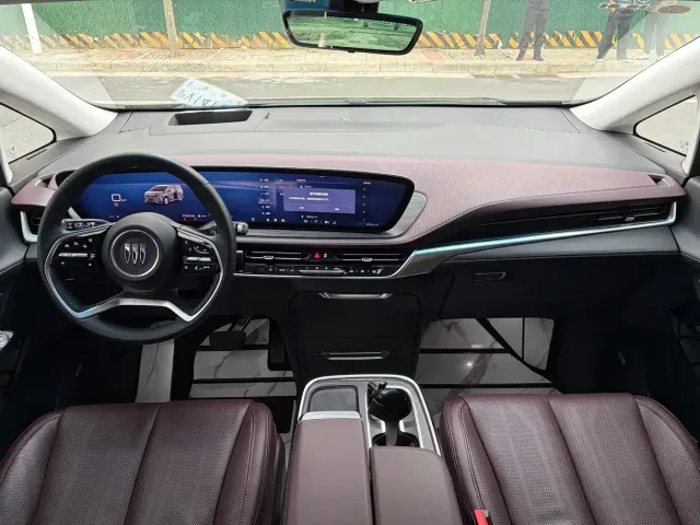 Buick Century 2023 2.0T 6-Seat World Edition — Фото автомобиля 5