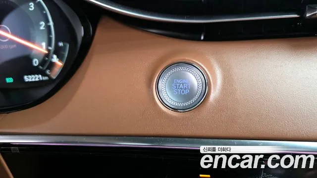 Genesis GV70 — Фото автомобиля 30