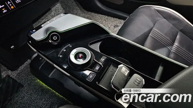 Kia EV6 — Фото автомобиля 9