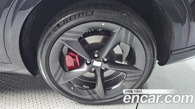 Genesis GV70 — Фото автомобиля 6