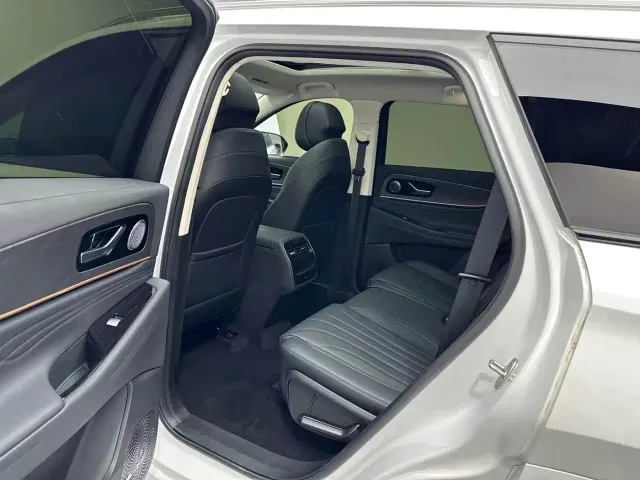 Chery Tiggo 9 — Фото автомобиля 6