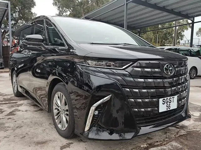 Toyota Alphard — Фото автомобиля 3
