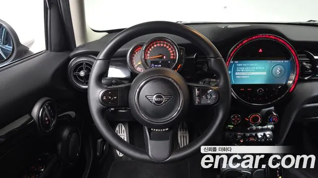 Mini Cooper Cooper 5 дверей Classic — Фото автомобиля 14