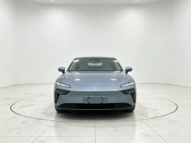 Dongfeng eπ 007 — Фото автомобиля 2