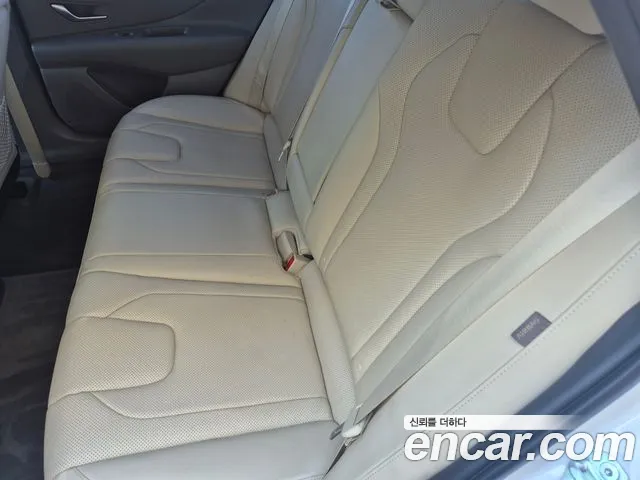 Hyundai Avante CN7 — Фото автомобиля 6