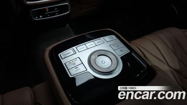 Genesis G80 Бензин 2.5 турбо AWD — Фото автомобиля 19