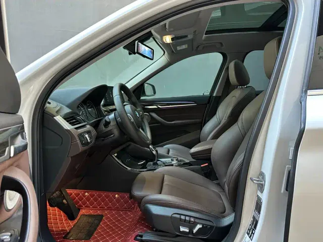 BMW X1 — Фото автомобиля 9