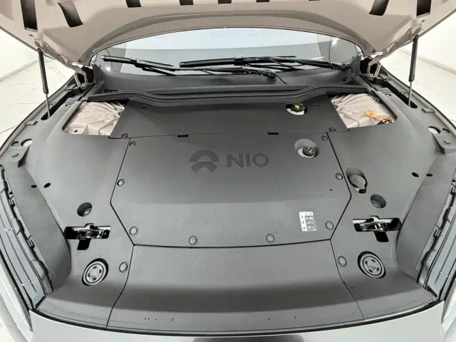 Nio ET5 Touring — Фото автомобиля 12