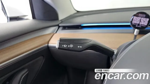 Tesla Model 3 — Фото автомобиля 26
