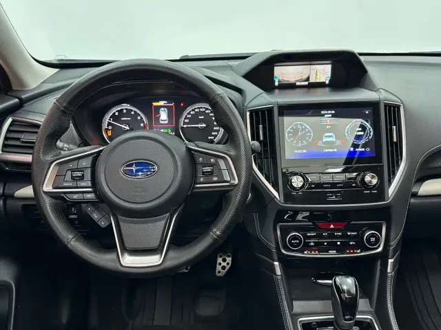 Subaru Forester — Фото автомобиля 10