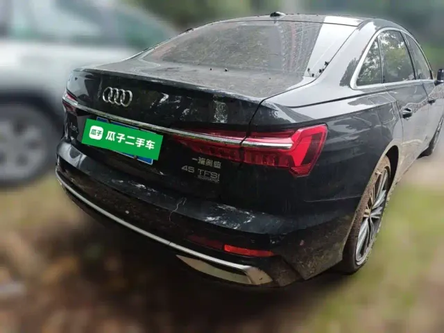 Audi A6L — Фото автомобиля 3