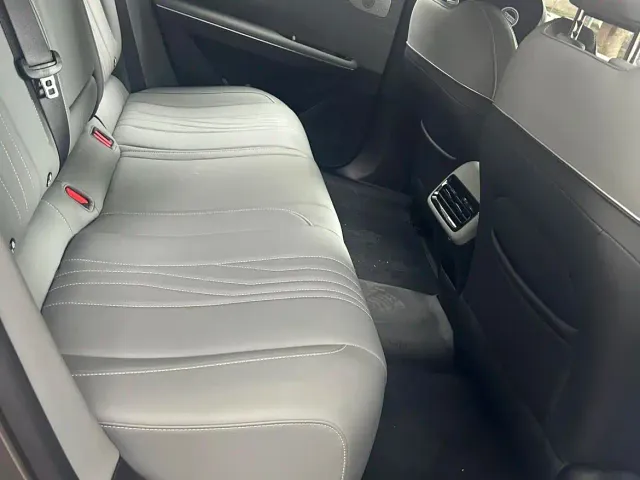 Geely Galaxy E8 — Фото автомобиля 7