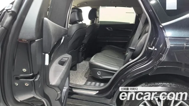 Genesis GV80 — Фото автомобиля 16