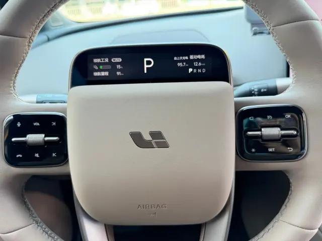 Li Auto i6 — Фото автомобиля 17