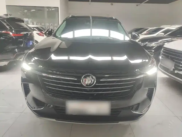 Buick Envision Plus — Фото автомобиля 2