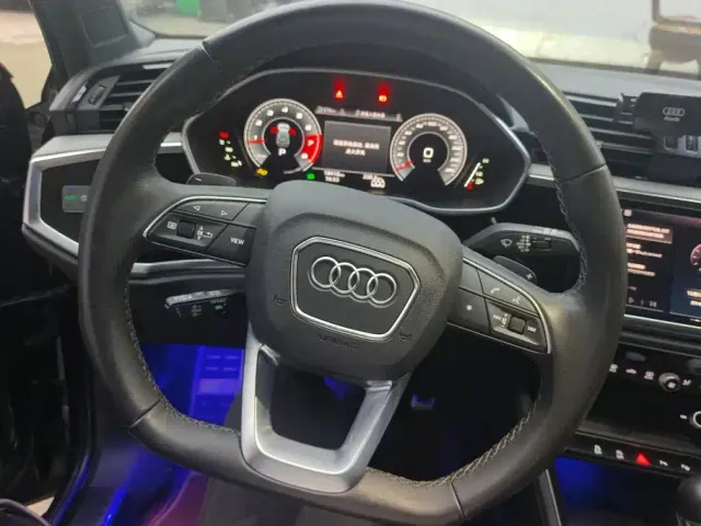 Audi Q3 — Фото автомобиля 15