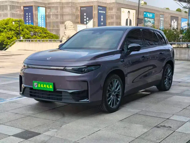 Фотография автомобиля — Leapmotor C10