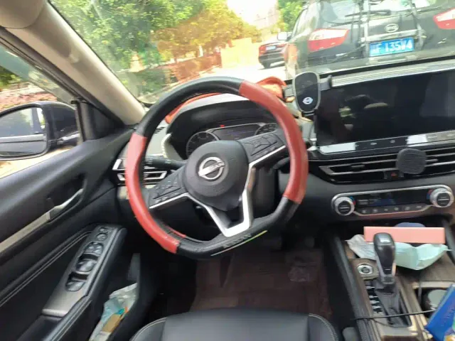 Nissan Teana — Фото автомобиля 6
