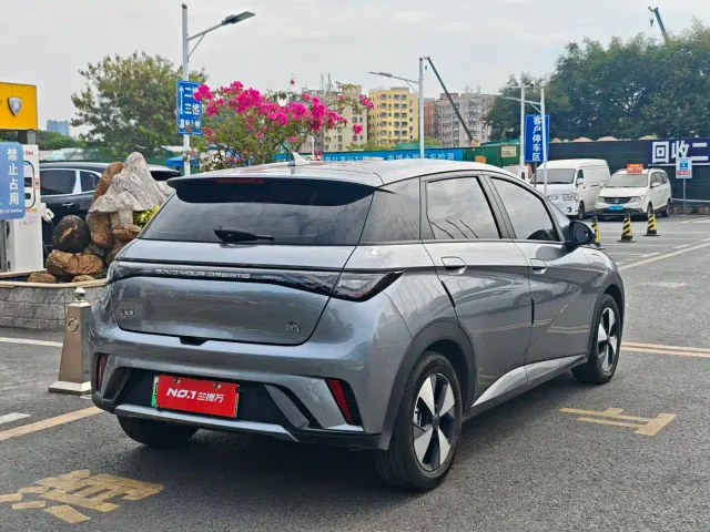 BYD Dolphin — Фото автомобиля 6
