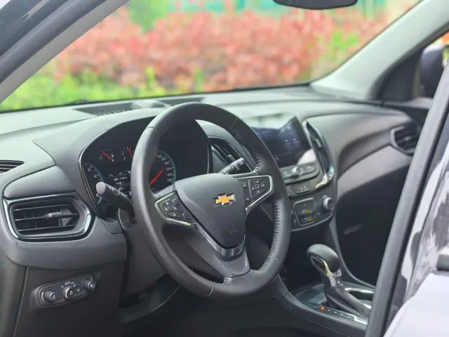 Chevrolet Equinox — Фото автомобиля 22