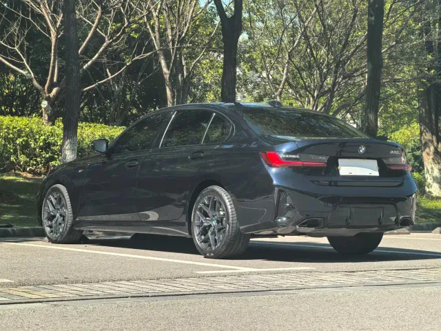 BMW 3 Series — Фото автомобиля 14