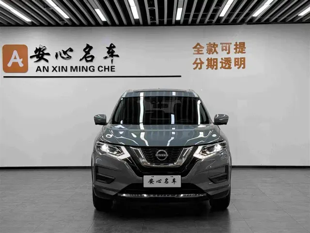 Nissan X-Trail — Фото автомобиля 2