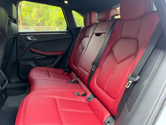 Porsche Macan — Фото автомобиля 7