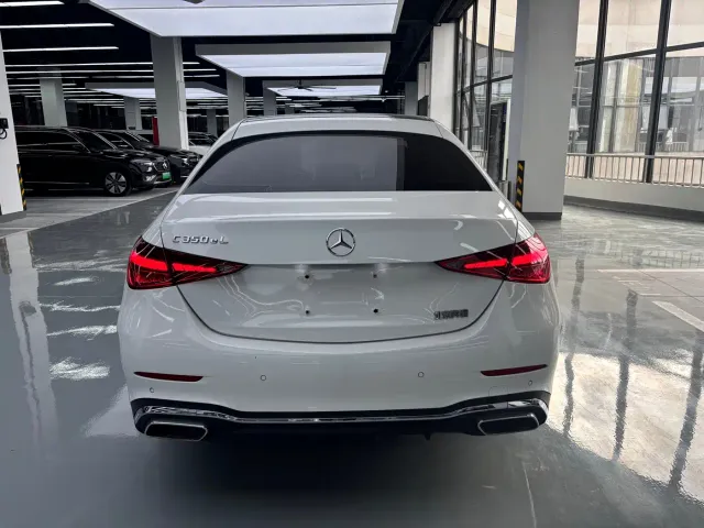 Mercedes-Benz C-Class — Фото автомобиля 12