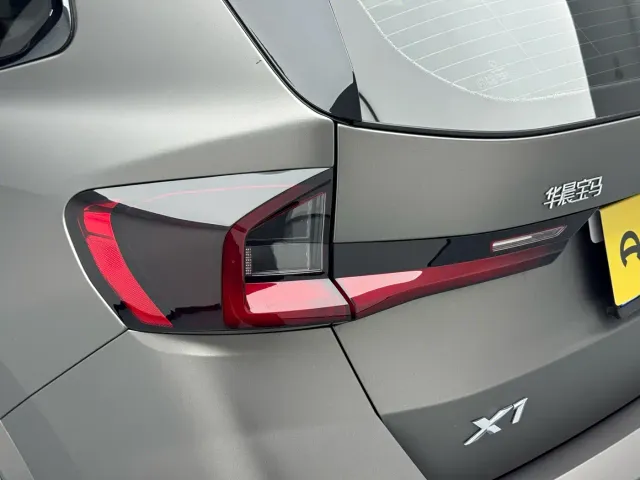 BMW X1 — Фото автомобиля 14