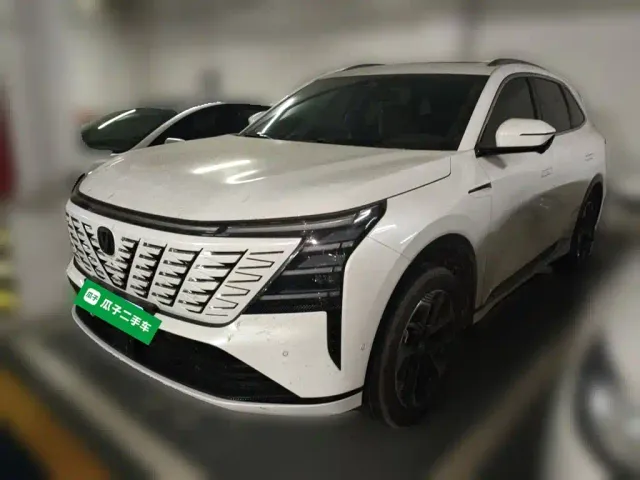 Фотография автомобиля — Changan CS75 Plus