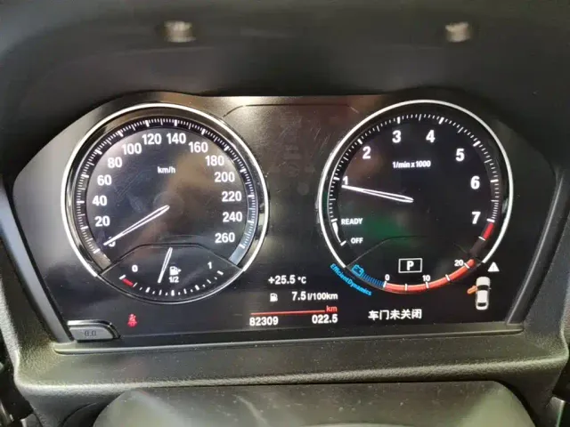 BMW 1 Series — Фото автомобиля 11