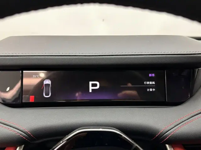 Xiaomi SU7 — Фото автомобиля 19