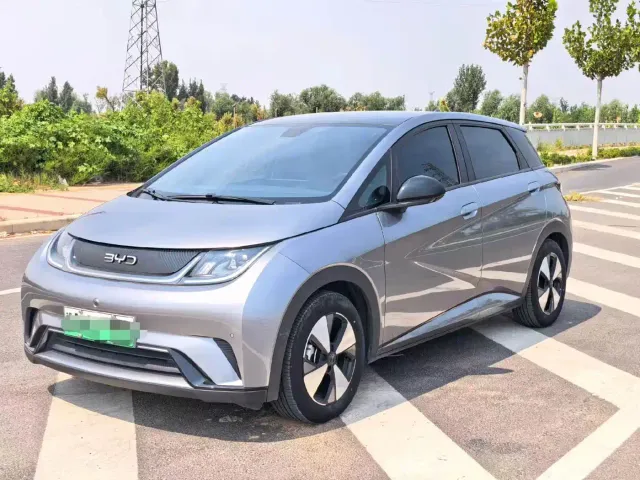 Фотография автомобиля — BYD Dolphin