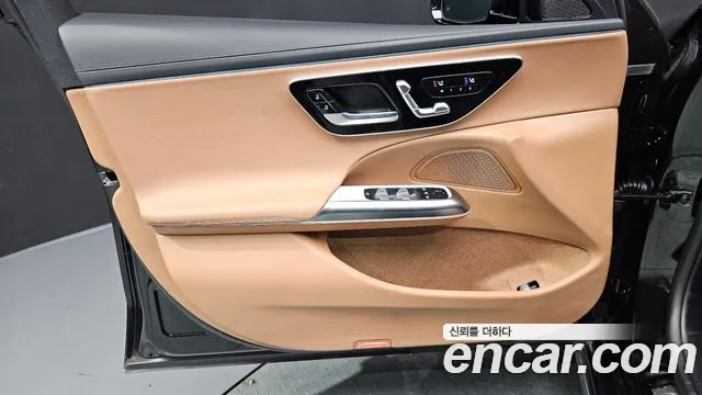 Mercedes-Benz E-Class W214 — Фото автомобиля 13