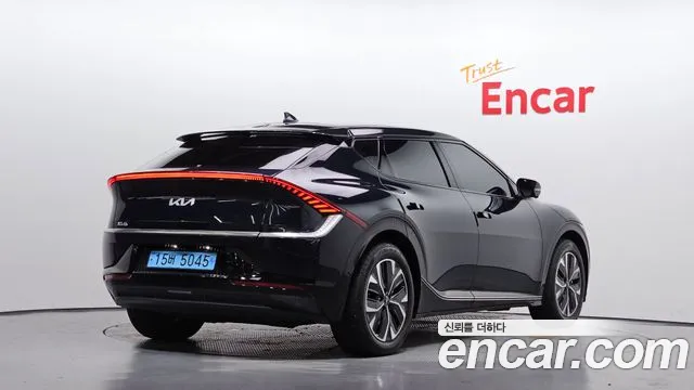 Kia EV6 — Фото автомобиля 2