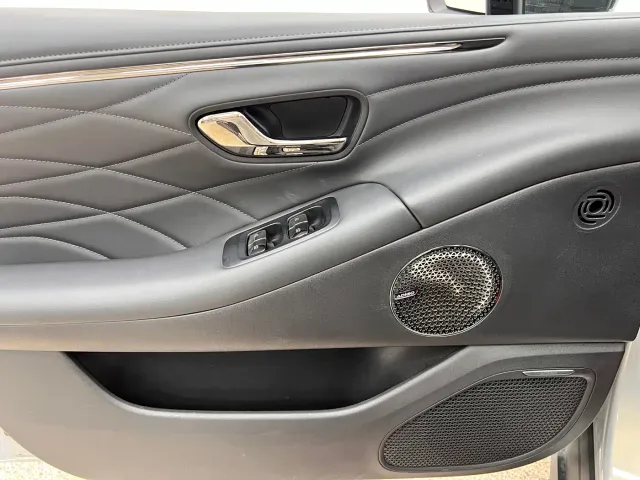 GAC Aion RT — Фото автомобиля 12