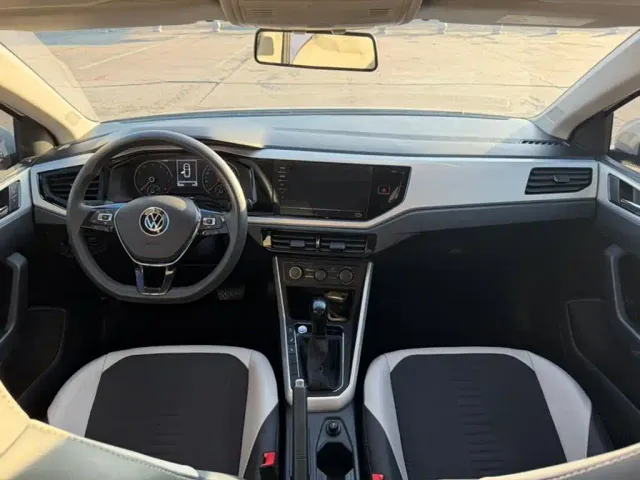 Volkswagen Polo — Фото автомобиля 4