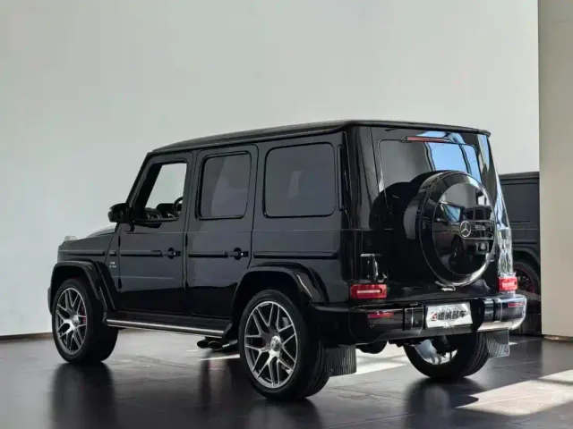 Mercedes-Benz Mercedes-Benz G-Class AMG 2023 AMG G 63 — Фото автомобиля 16