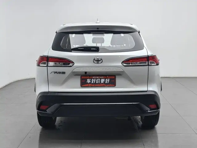 Toyota Frontlander — Фото автомобиля 4