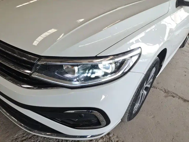 Volkswagen Bora — Фото автомобиля 23