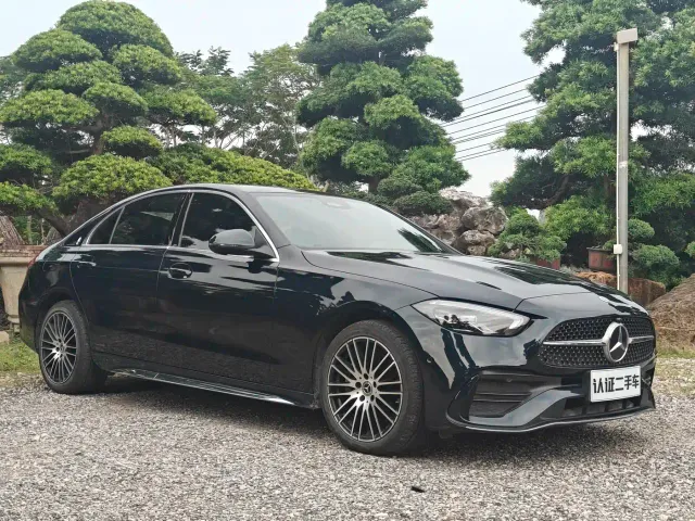 Mercedes-Benz C-Class — Фото автомобиля 3