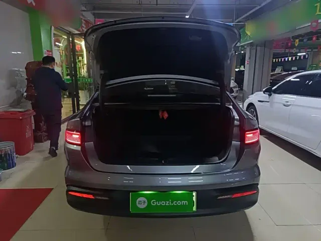BYD Seal 05 DM-i — Фото автомобиля 18